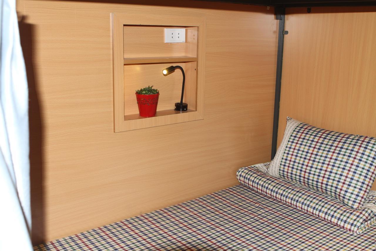 האנוי Golden Snake Hostel מראה חיצוני תמונה
